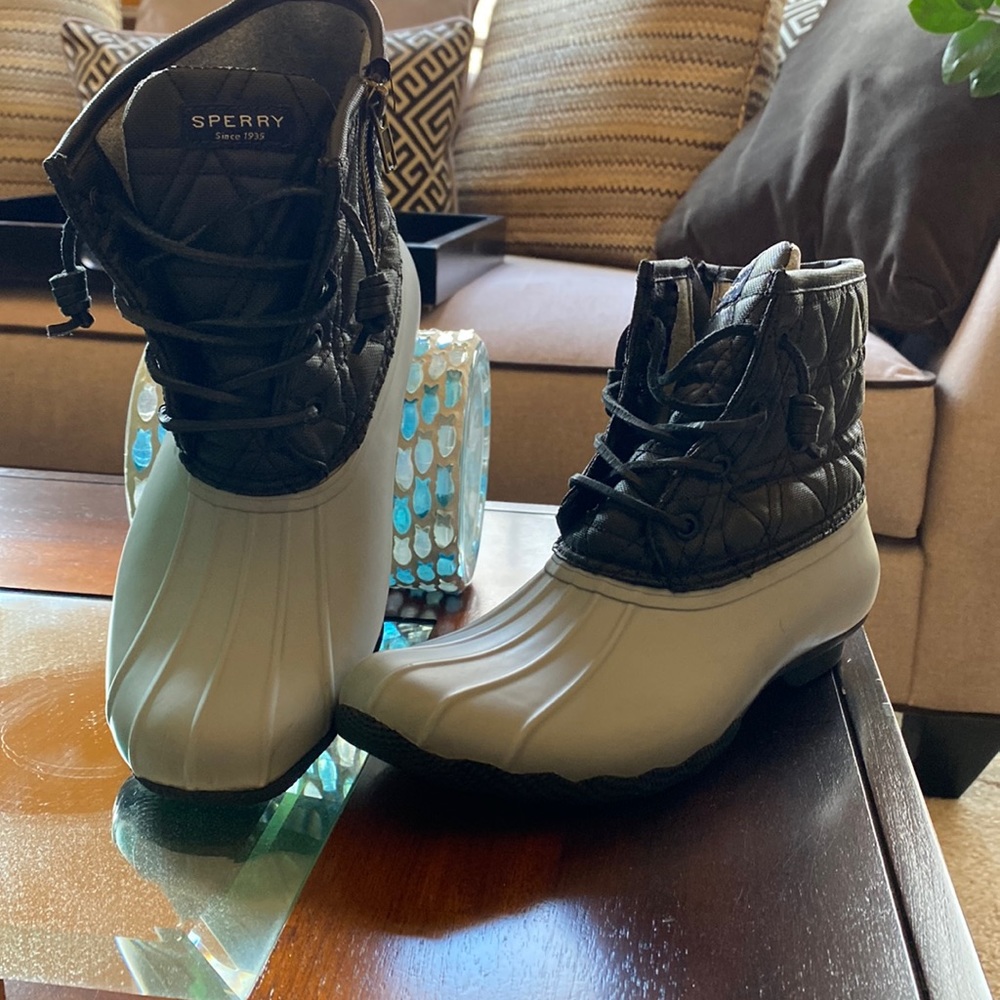 Sperry Rain boots